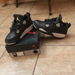 Air Jordan 4 Oreos
